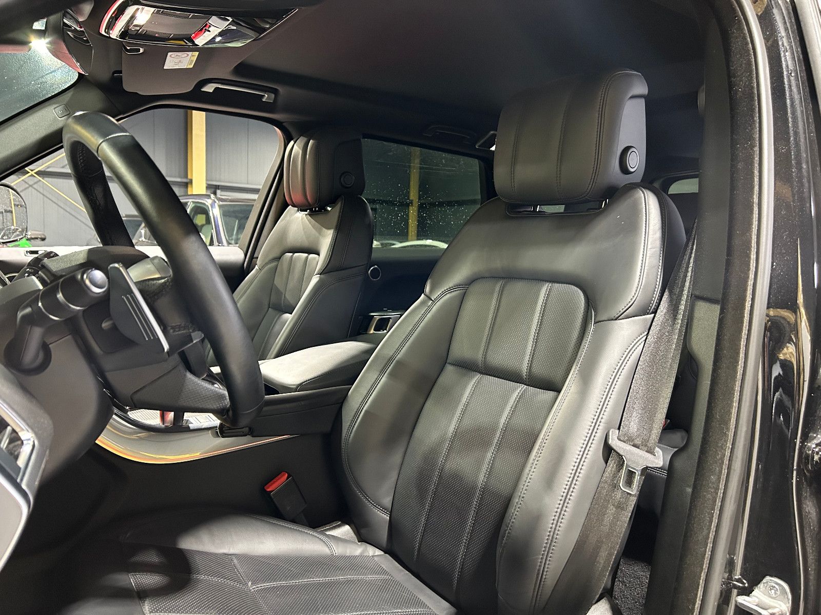 Fahrzeugabbildung Land Rover Range Rover Sport HSE D350/MEMORY/APPLE/KAMERA