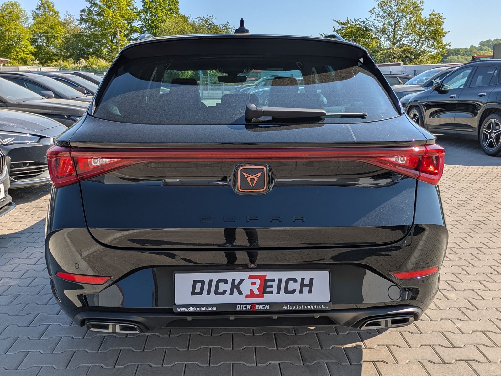 Fahrzeugabbildung CUPRA Leon 1.5 eTSI DSG MATRIX-LED*ACC*APP*KAMERA*18"