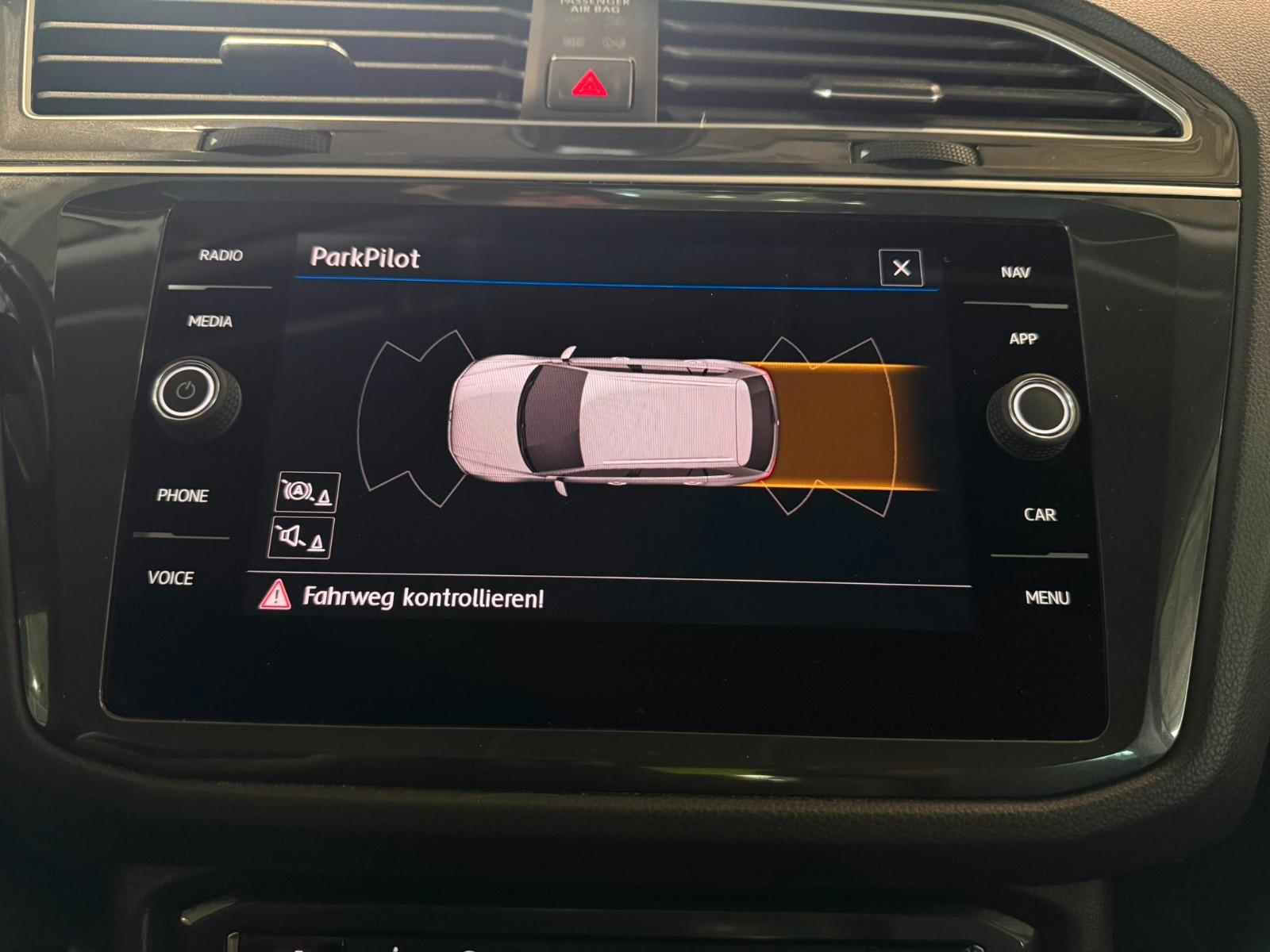 Volkswagen Tiguan Sound BMT/Start-Stopp*AHK*CarPlay*ACC*