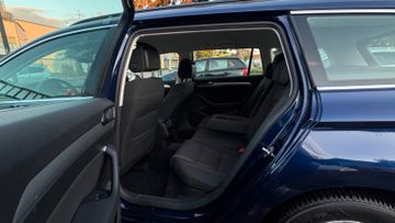 Volkswagen Passat Variant - 9