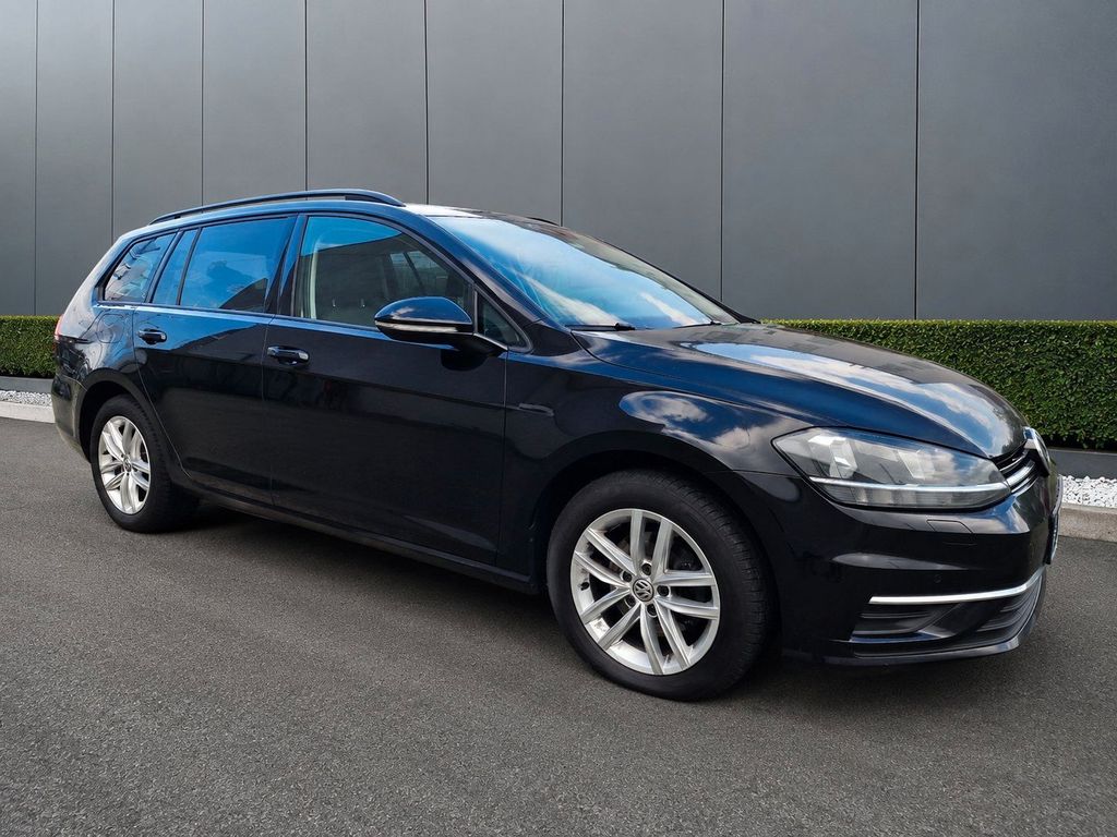 Image of Volkswagen Golf