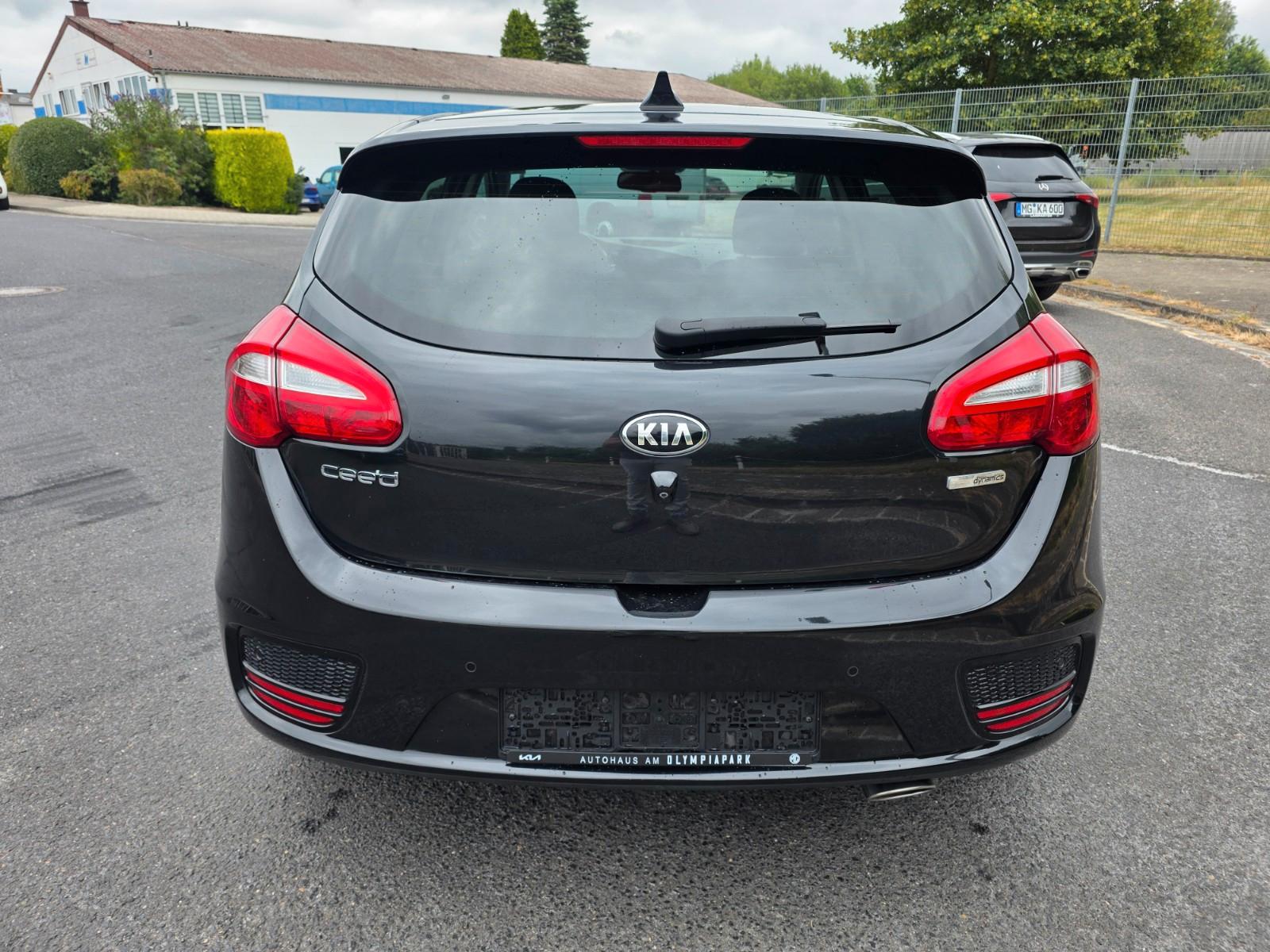 Kia Ceed 1.6 CRDi DynamicLine Euro6