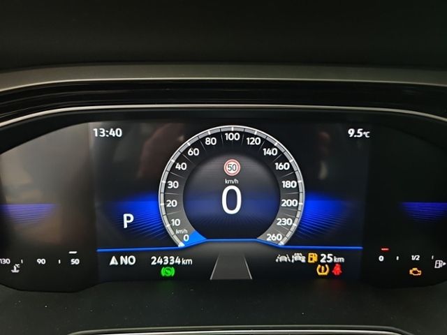 Fahrzeugabbildung Volkswagen Polo 1.0 TSI 7-Gang DSG Move NAVI AHK RFK ACC LM