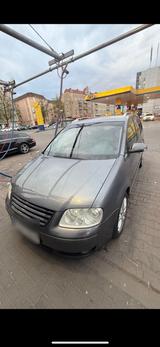 Volkswagen Touran 1.9 TDI Basis Basis - Volkswagen Touran: Basis