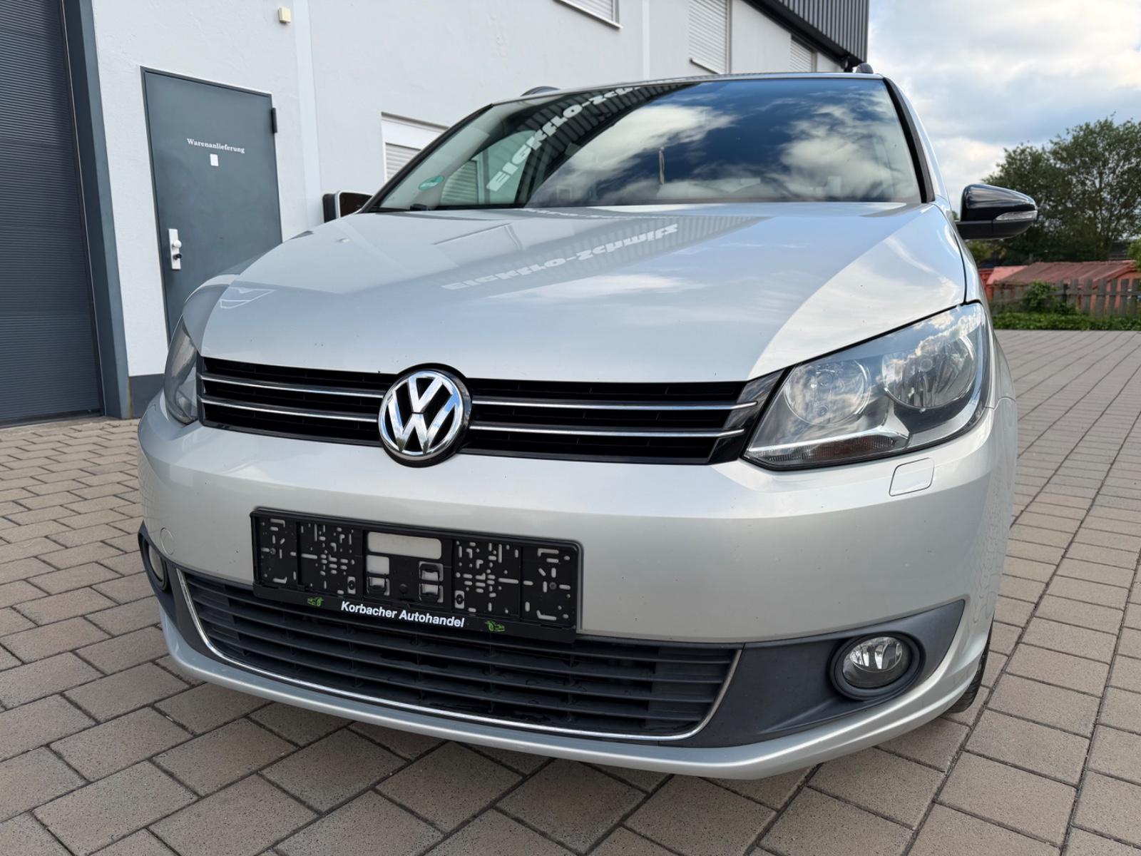 Volkswagen Touran 1.6 TDI MATCH ** 1 Hand ** 7 Sitzer *