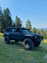Nissan Patrol Y60 Serie 2.8 Diesel 38' Räder - Nissan Patrol y60 Gebrauchtwagen