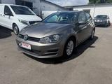 Volkswagen Golf VII Lim. Trendline BlueMotion - Volkswagen Golf: Trendline Bluemotion