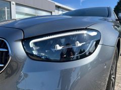 Fahrzeugabbildung Mercedes-Benz E 200 T Avantgarde DISTRONIC TOTWINKEL AHK WIDE