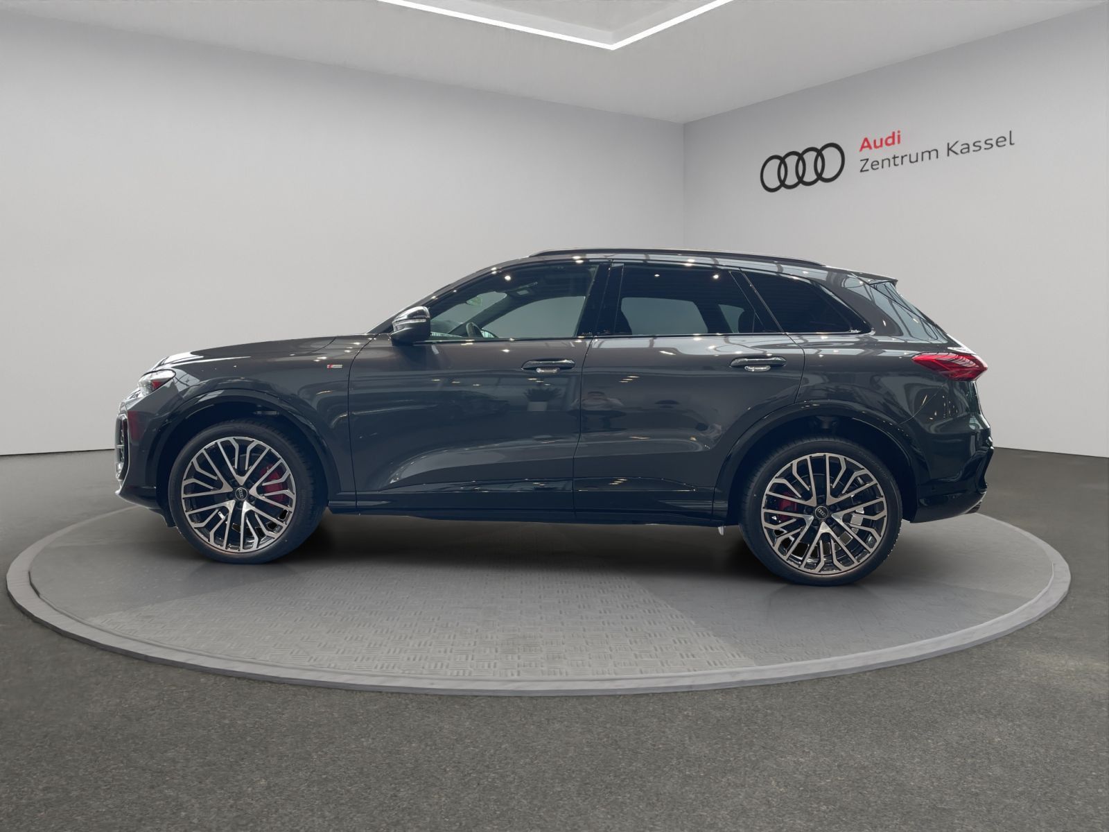 Audi Q5 SUV TDI quattro S line Navi LED Pano AHK 360° imagem 2