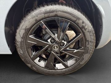 Fotografie des Opel Corsa F Kamera LED Sitzheizung Allwetterreifen