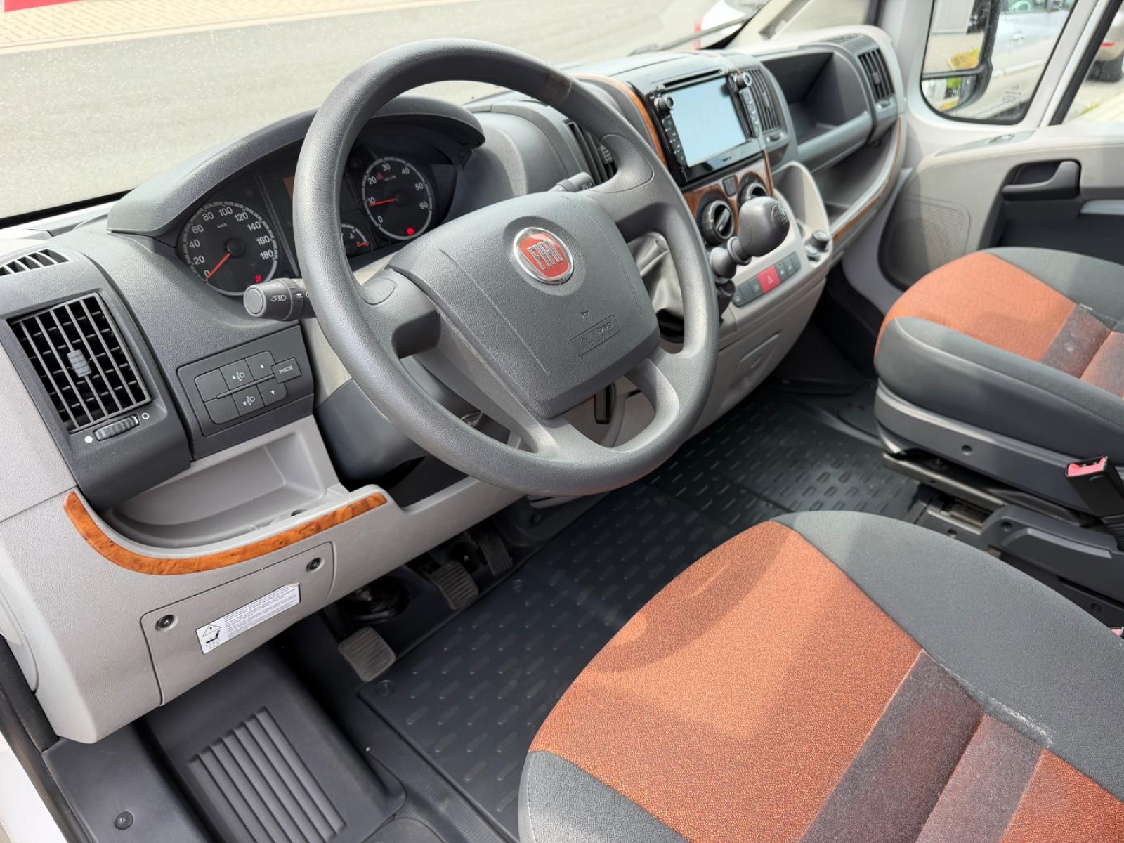 Pilote Reference P 730 Klima Navi Markise AHK 33000km