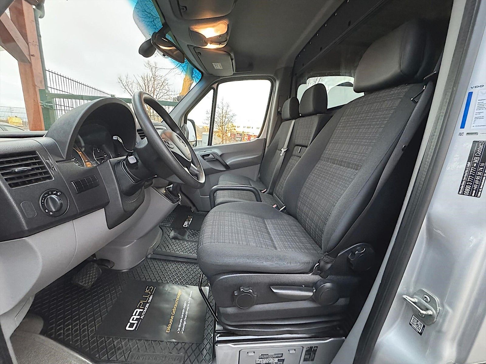 Fahrzeugabbildung Mercedes-Benz Sprinter II Kasten 319 CDI L2H3 *Bi-Xenon*19%*