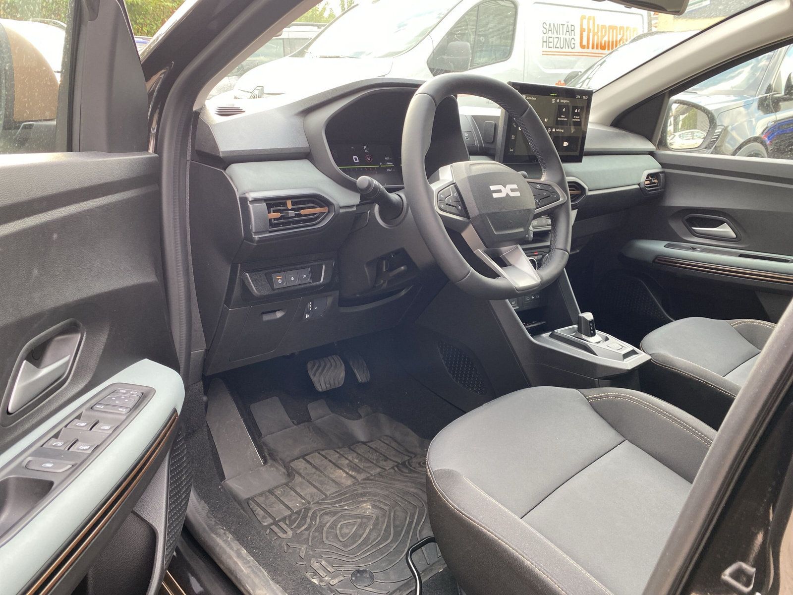 Dacia Sandero - Bild 10
