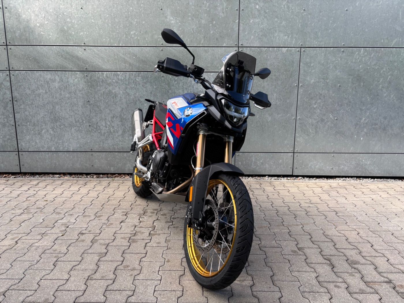 Fahrzeugabbildung BMW F 900 GS Trophy Dynamik-Paket