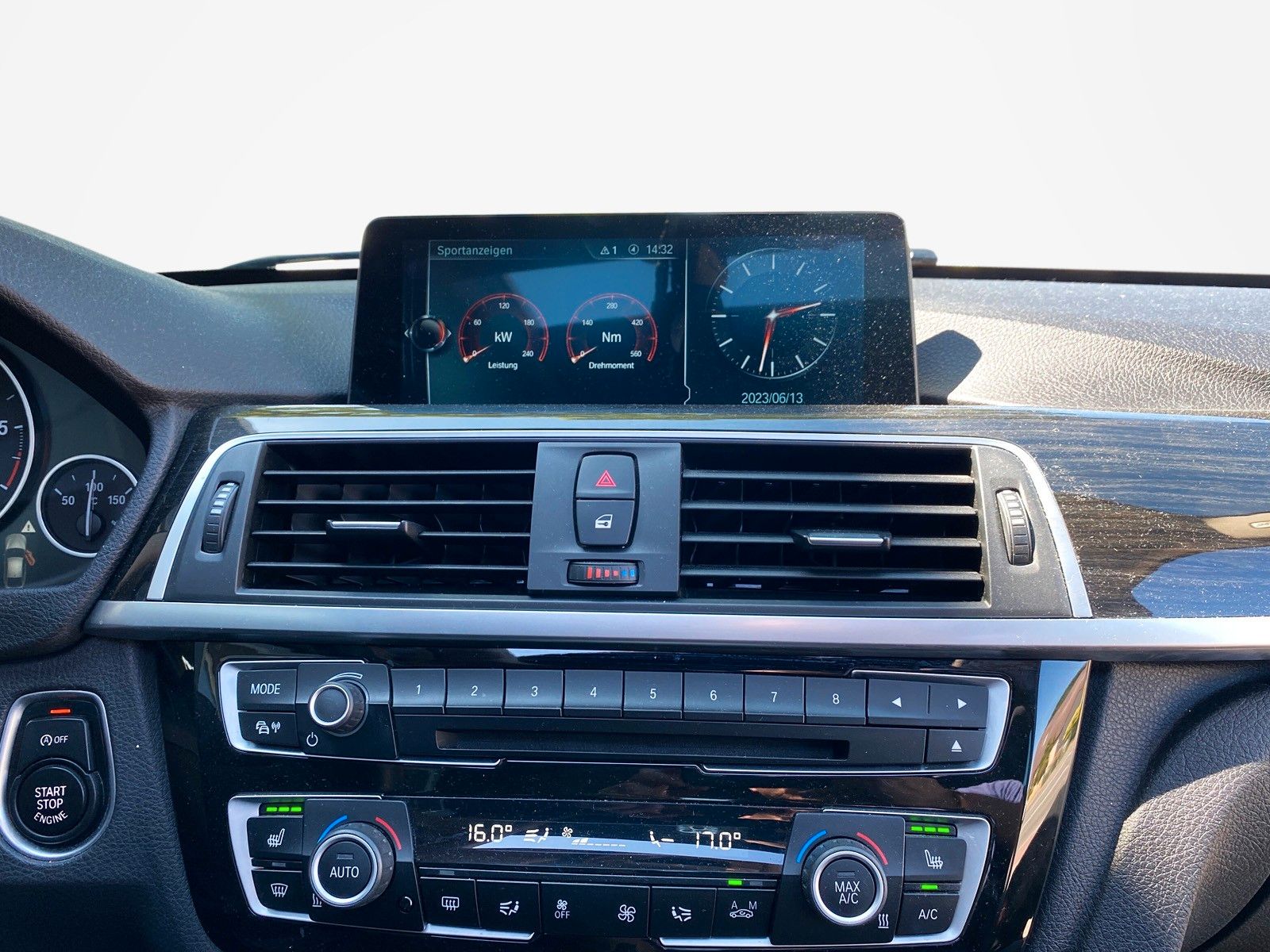 Fahrzeugabbildung BMW 330d Gran Turismo xDrive Advantage
