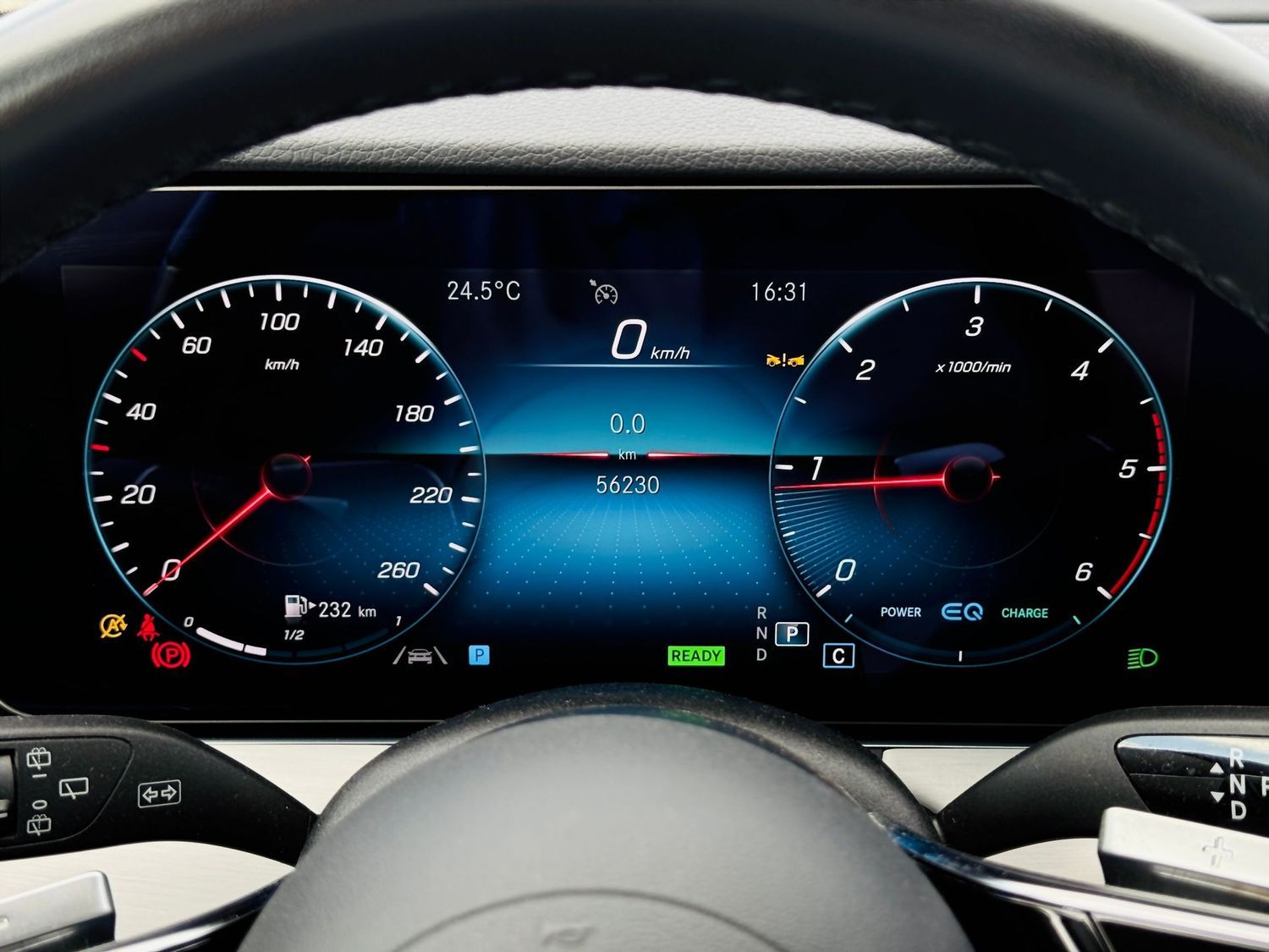 Fahrzeugabbildung Mercedes-Benz E 220 T d AVANTGARDE, Standheizung, MBUX Premium