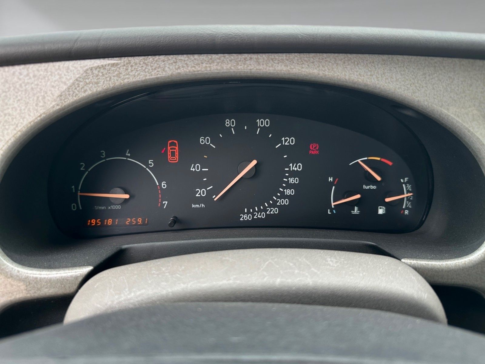 Saab 9-3 Viggen – Bild 12