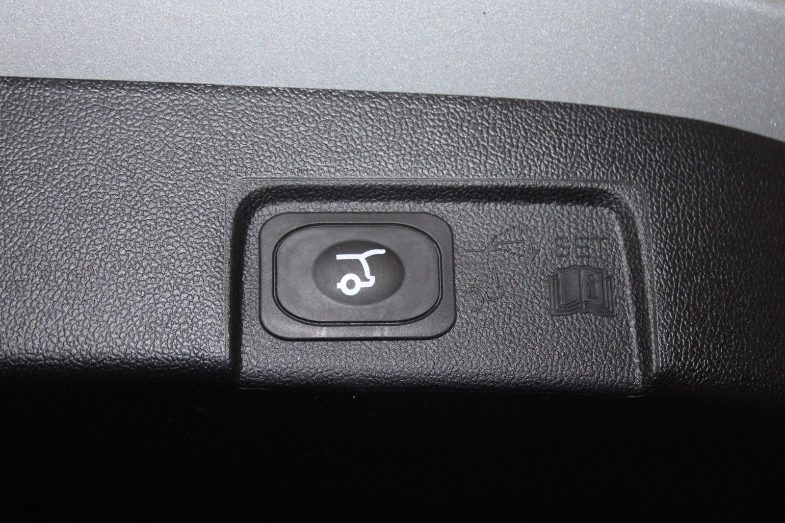 Fahrzeugabbildung Ford Puma MHEV ST-Line X LED ParkAssist CAM WinterPak