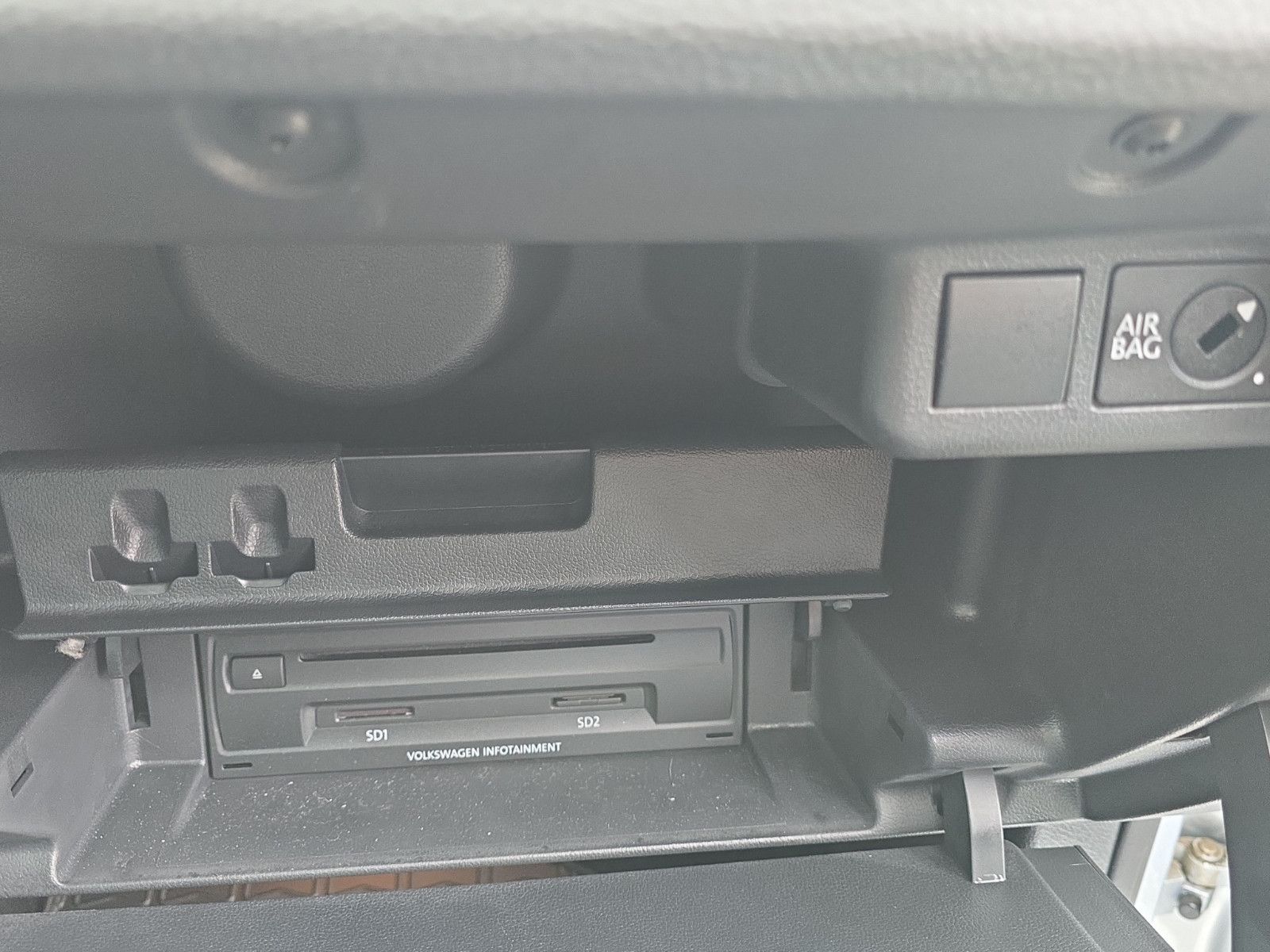 Fahrzeugabbildung Volkswagen Polo V Comfortline NAVI/ RÜCKFAHRKAMERA/ SHZ