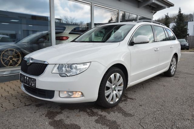 Skoda Superb 2.0 TDI Combi Ambition*NAVI*XENON*PDC*SHZ