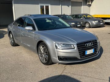 Audi A8 - 10