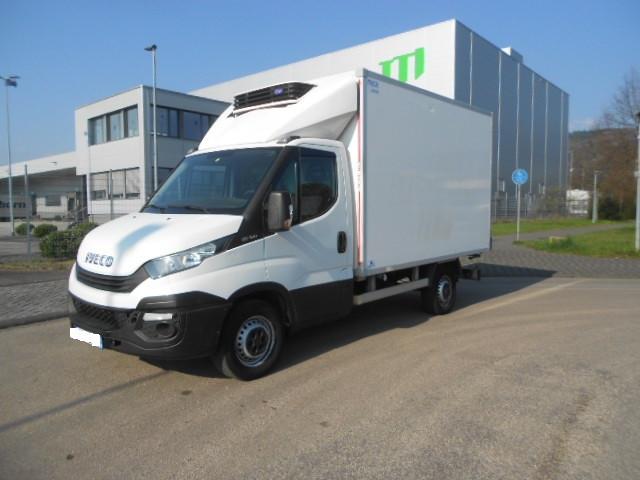 Iveco 35S12 Carrier Xarios 350
