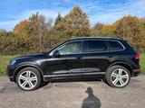 Volkswagen Touareg 3.0 V6 TDI SCR Tip BMT BlueMot AHK Pano - VW Touareg von privat