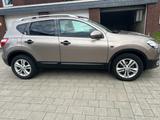 Nissan Washqai + 2 Garage  Fahrzeug - Nissan Qashqai+2 in Bielefeld