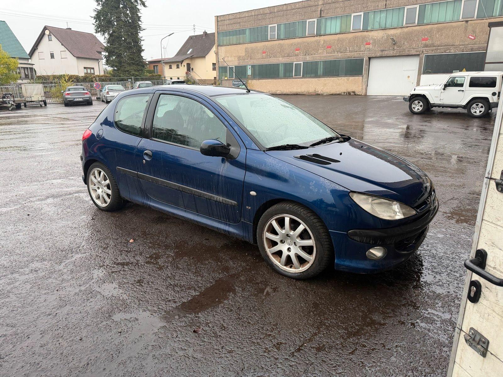 Peugeot 206