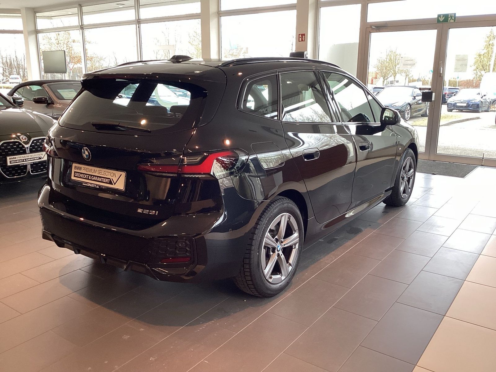BMW 223 Active Tourer - Bild 3