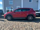 Hyundai Tucson 1.6 Turbo 4WD DCT Passion Plus - rote Hyundai TUCSON