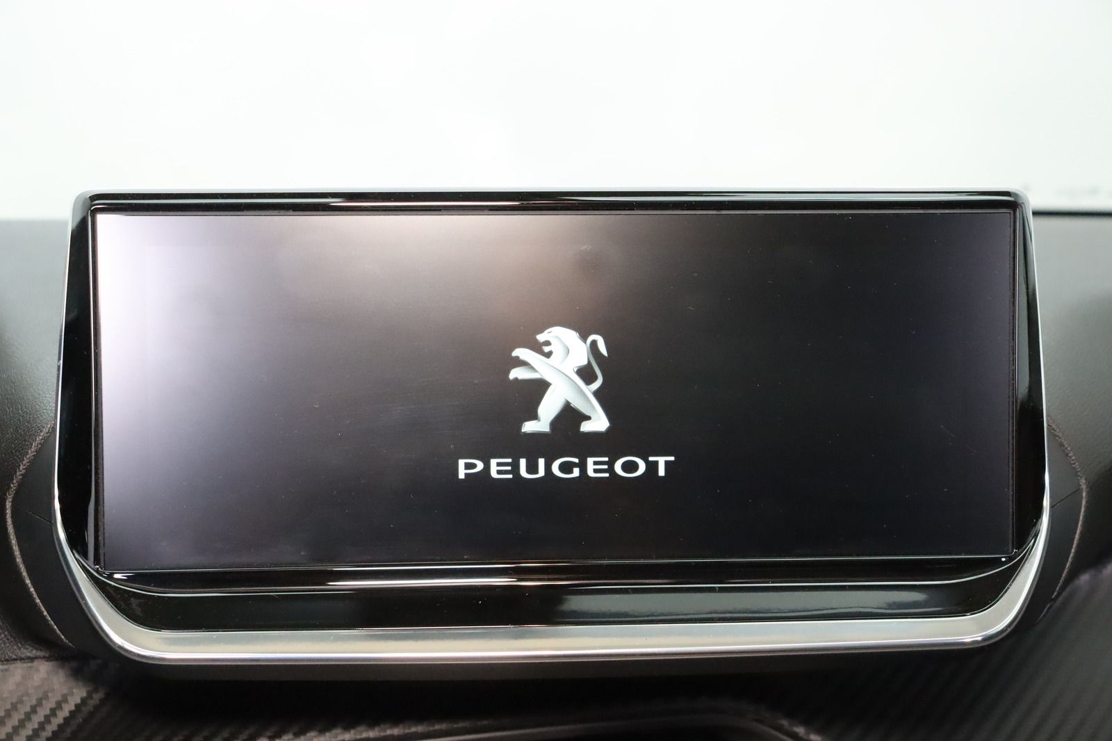 Fahrzeugabbildung Peugeot 208 1.2i Allure Pack * HU / AU neu
