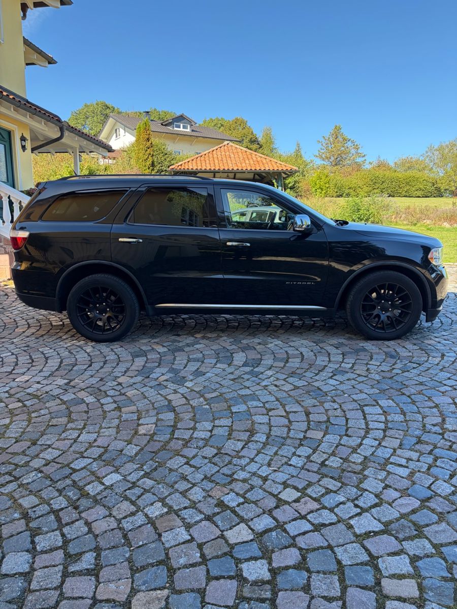 Fahrzeugabbildung Dodge Durango Citadel AWD Allrad Vollausstattung LPG