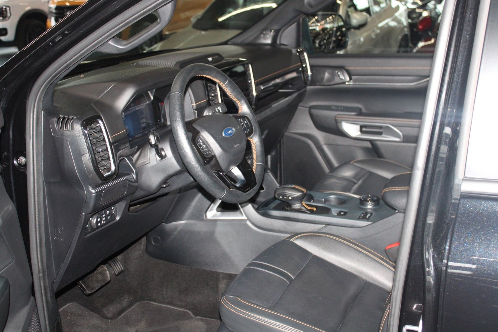 Fahrzeugabbildung Ford Ranger Wildtrak Automatik AHK STDH ACC CAM B&O