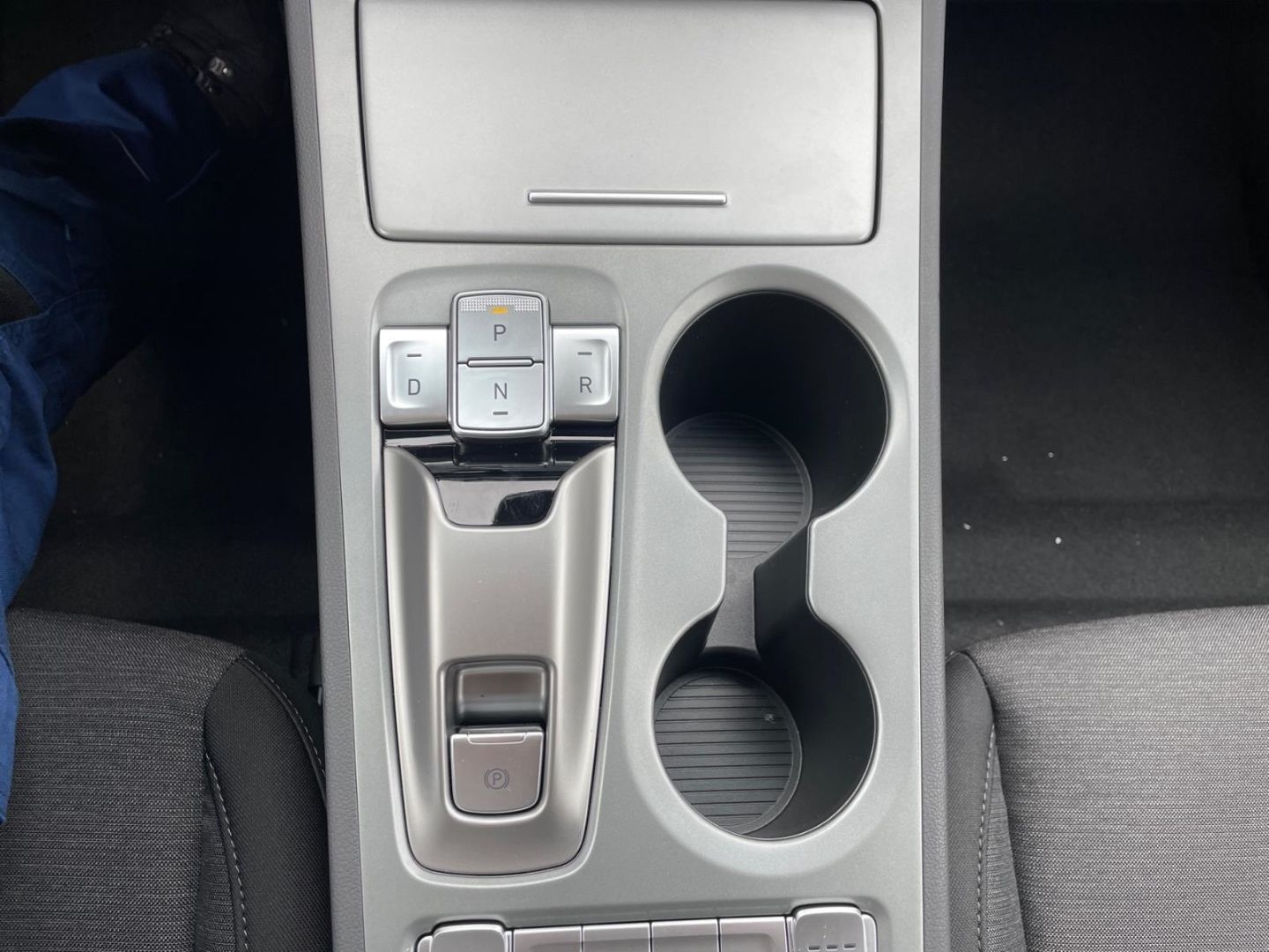 Fahrzeugabbildung Hyundai KONA Elektro 39,2kWh Standheizung, Rückfahrkamer