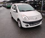 Nissan Pixo 1.0l more more - Nissan Pixo: More
