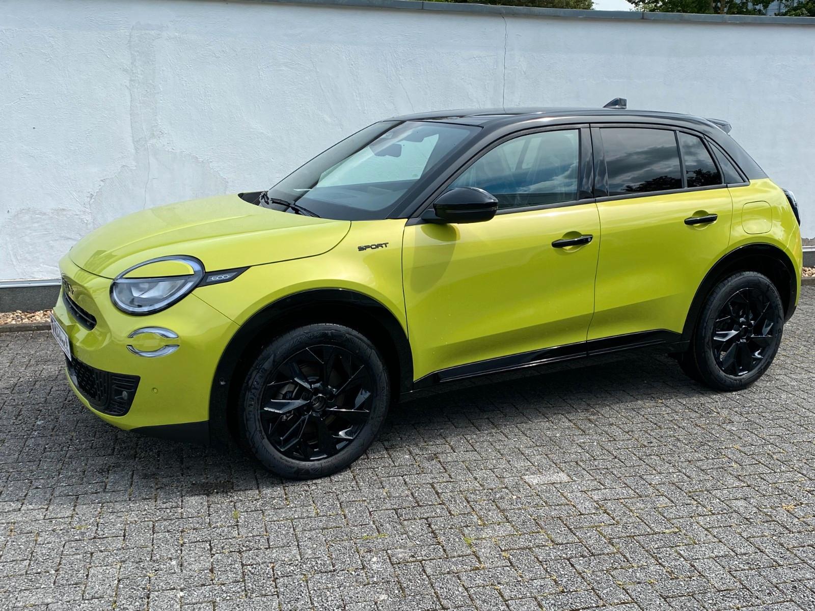 Fiat 600 1.2 Hybrid T3 107 kW eDCT SPORT