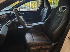 VW Passat R-Line Black Style DSG #AHK #DCC #Head-UP VW Passat R-Line Black Style DSG #AHK #DCC #Head-UP