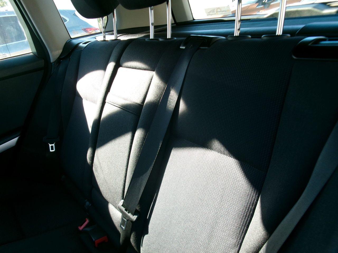 Mercedes-Benz GLK200 2011 — photo 13