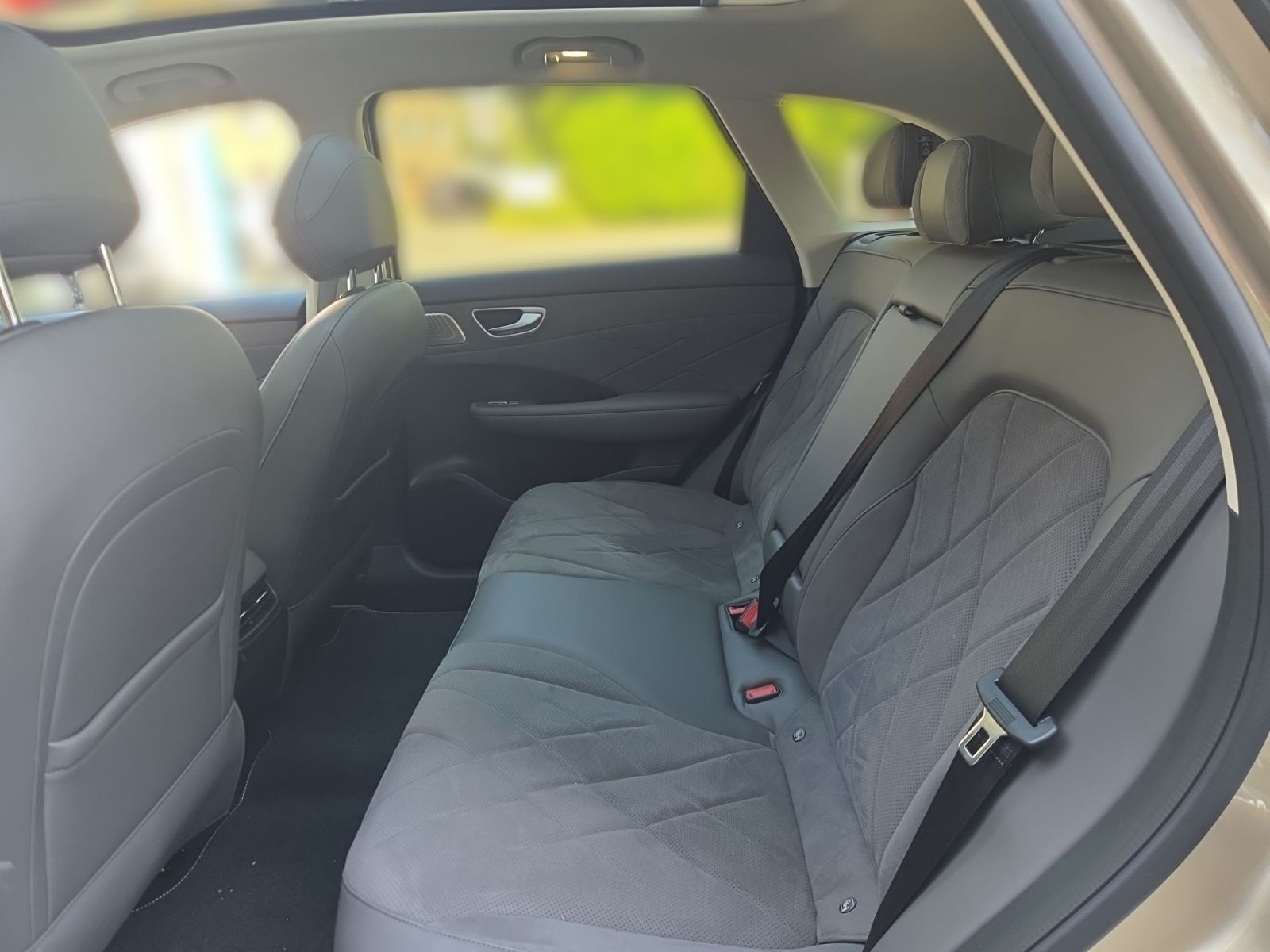 Fahrzeugabbildung MG S6 EV Luxury 77 kWh Autom. *NAVI*KLIMA*APPLE CAR
