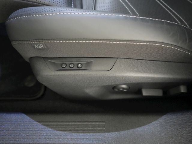 Astra L LIM GS AT+AHK+LED MATRIX+NAVI+360 GRAD K