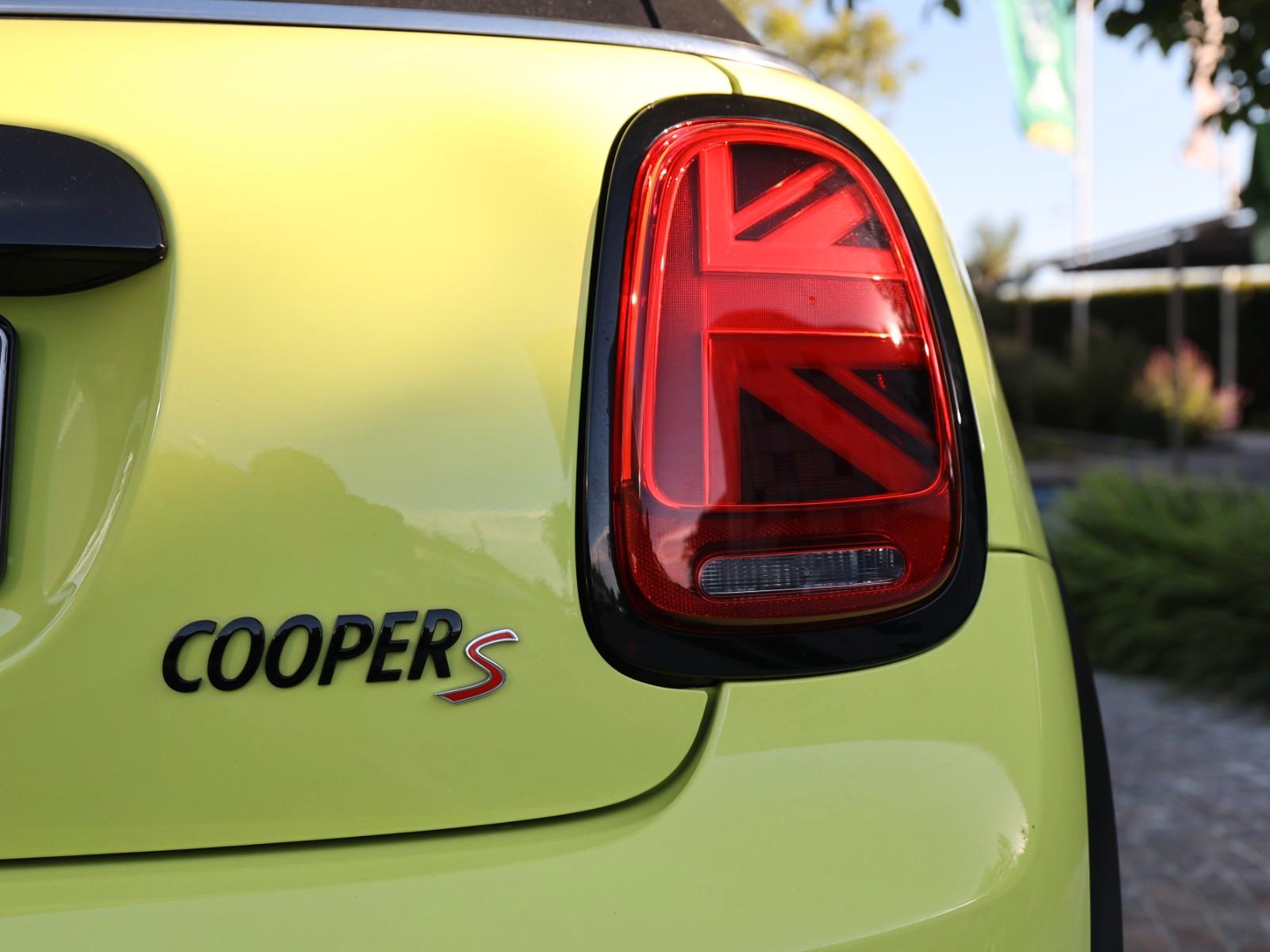 MINI Cooper S Cabrio John Cooper Works 1.Hand,Autom.