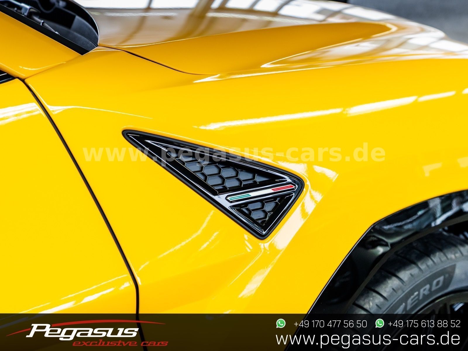 LAMBORGHINI Urus - 7