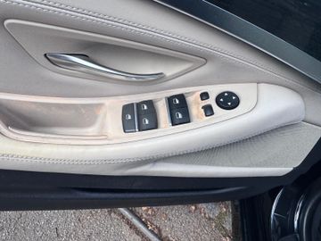 BMW 520 - 12