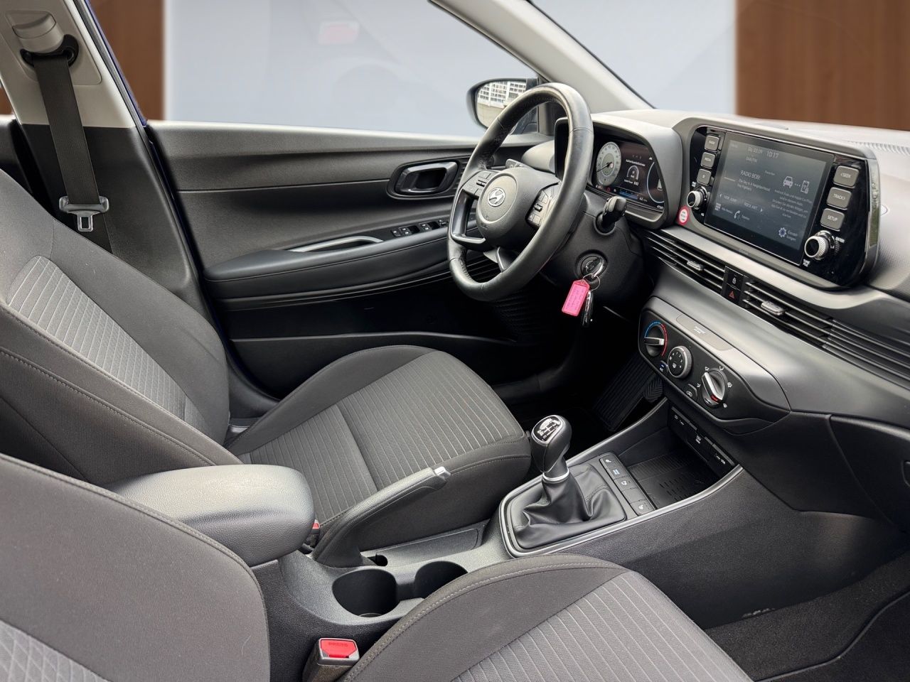 Fahrzeugabbildung Hyundai i20 TREND *Dachlack.* *USB*CARPLAY*ZV*