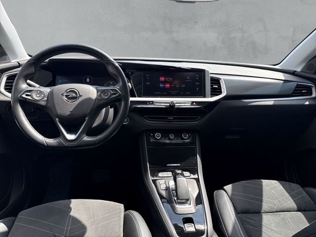 Grandland Ultimate Plug-in-Hybrid 7,4 KW CHARGER