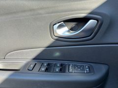 Renault Captur 1.3 TCe 130 Collection*Navi*Szhzg.*