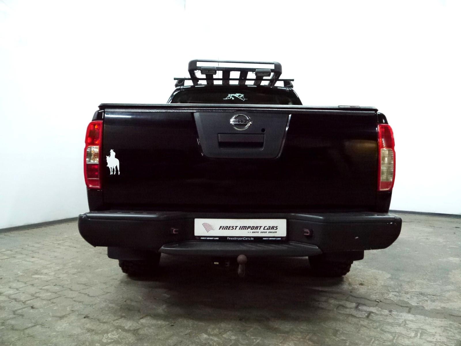 Nissan Navara King Cab 171CH | 4X4 | Attelage | LED | Hard Top Thule