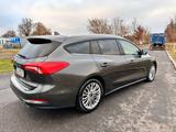 Ford Focus Titanium  Autom. LED AHK Modell 2019 - Ford Model t Gebrauchtwagen