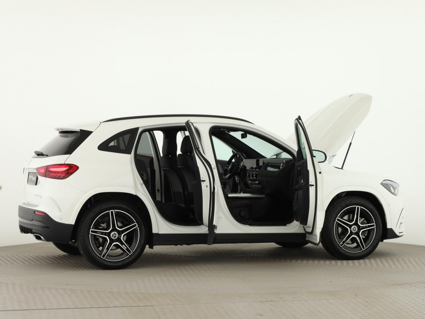 Mercedes-Benz GLA *AMG*RückKamera*Panodach*Keyless*WinterP, миниатюра 8